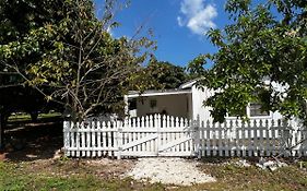 Maria'S Farm House